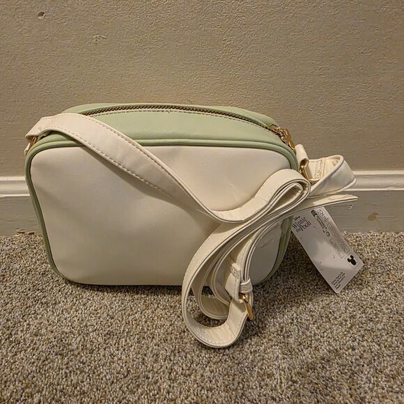 Primark Winnie the Pooh Camera Bag NWT - Picture 2 of 2